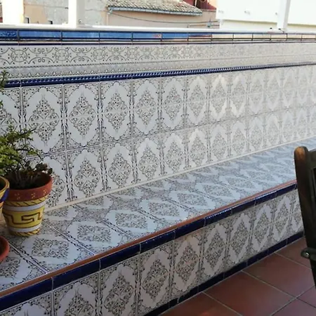 Casa Con Terraza/confortable House With Terrace Aigues